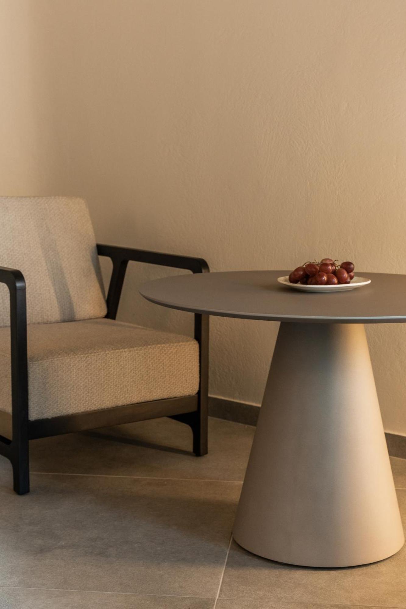 Black Diamond Suites (Adults Only) Акротири Экстерьер фото
