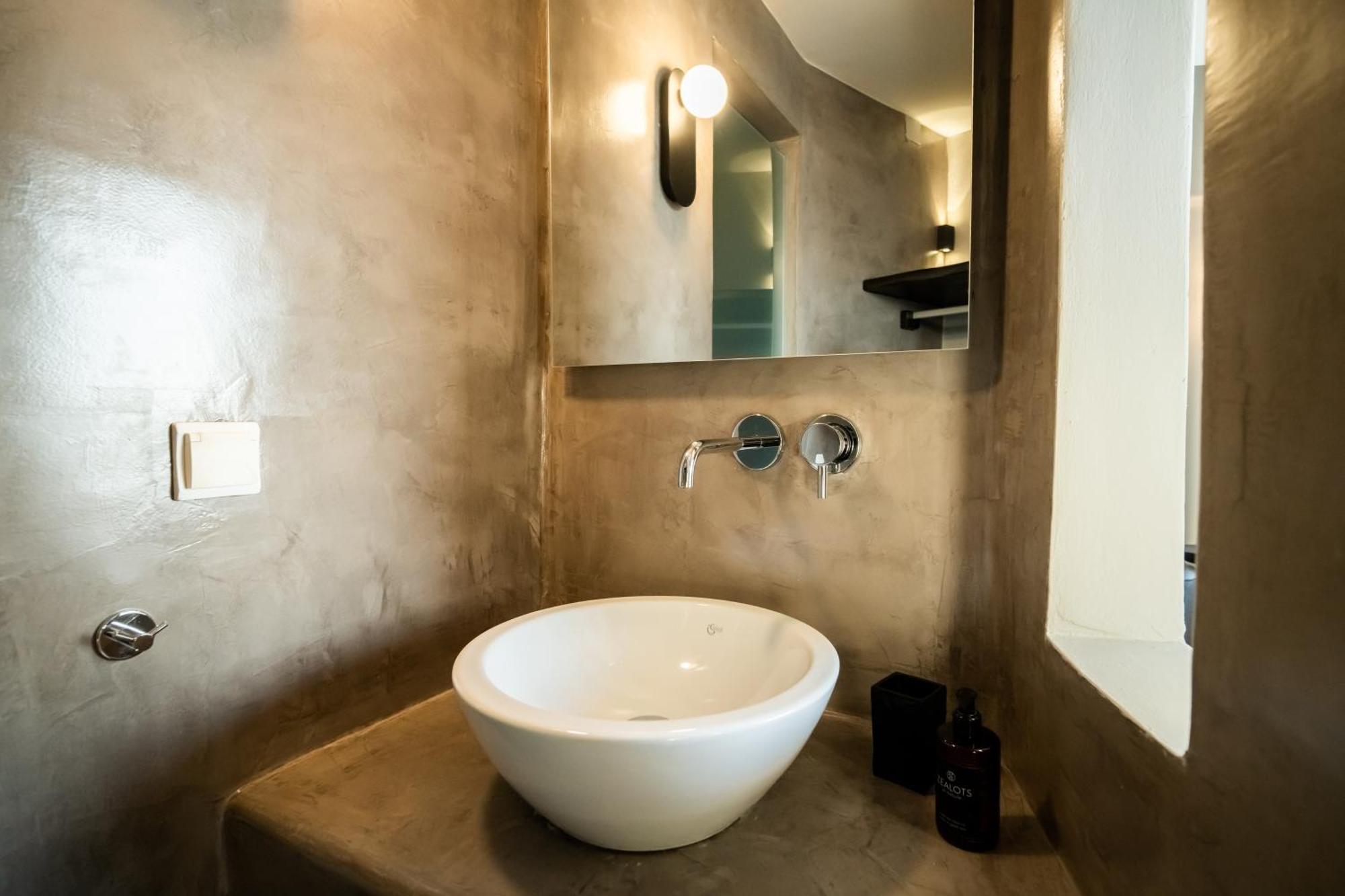 Black Diamond Suites (Adults Only) Акротири Экстерьер фото