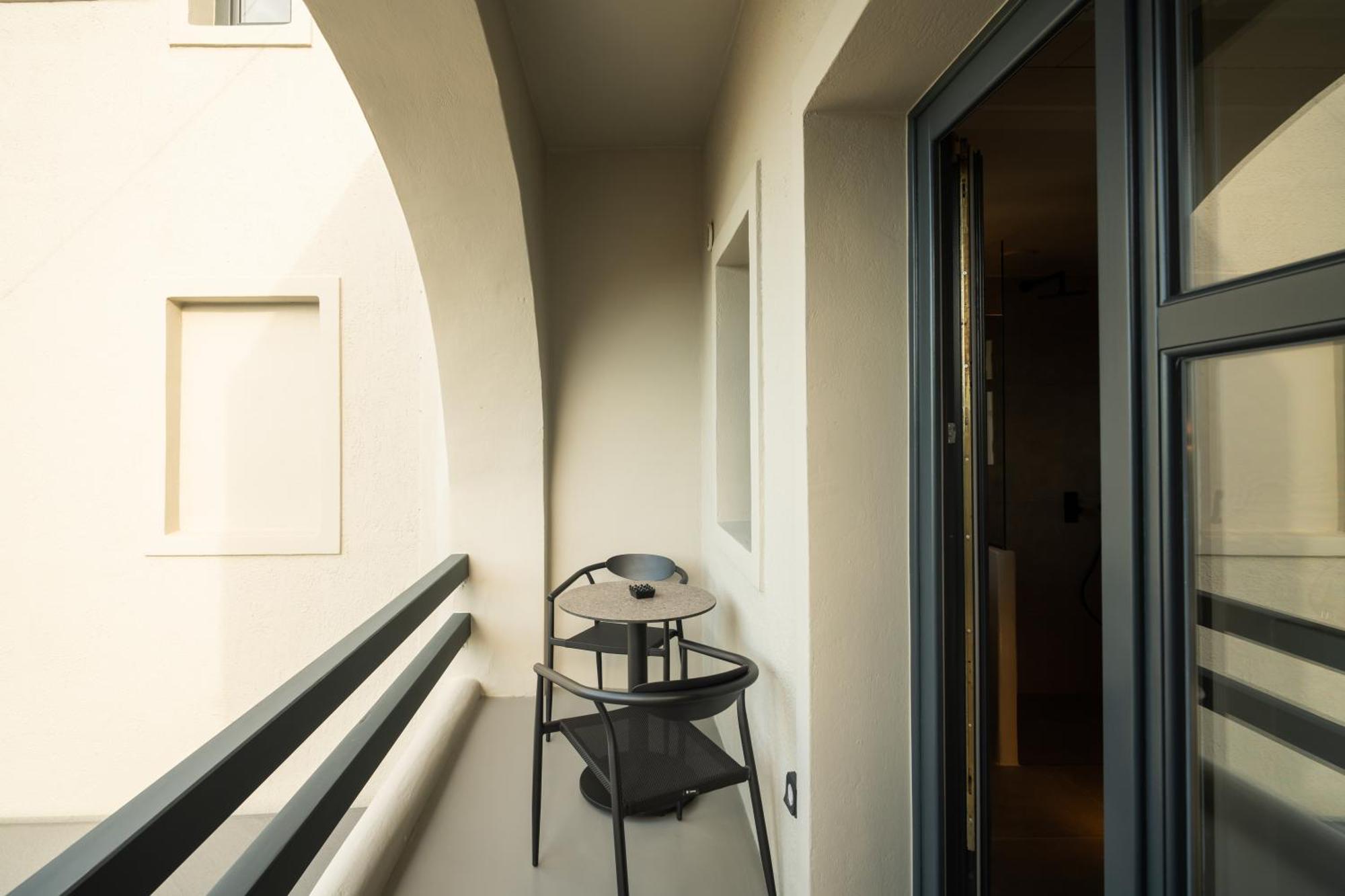Black Diamond Suites (Adults Only) Акротири Экстерьер фото